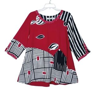 Lyng Lagenlook Patchwork Art to Wear Swing Top S Red Black Multi Print Oversize